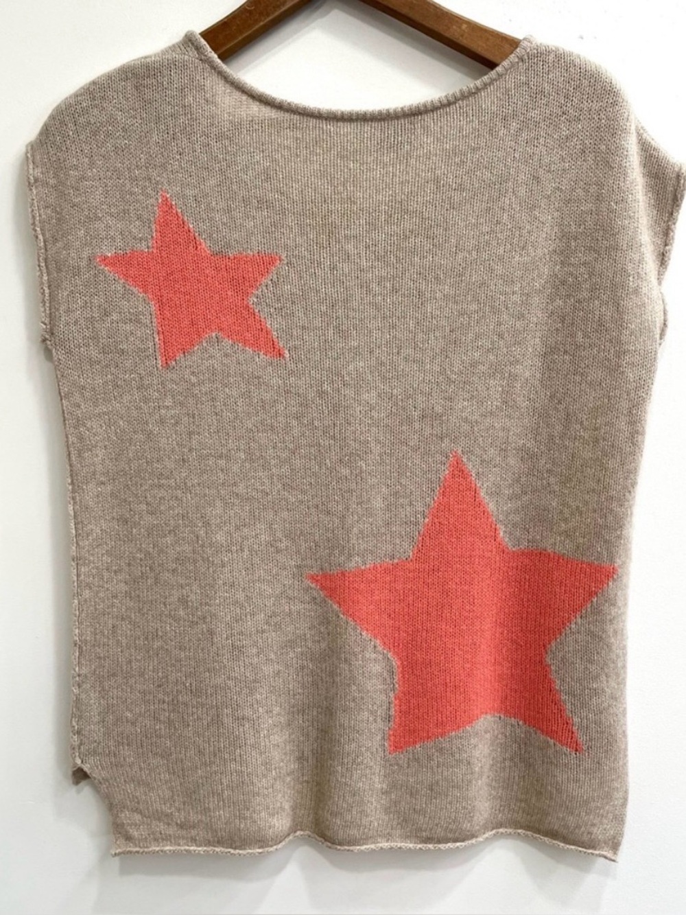 360 Sweater 100% cashmere short sleeve sleeveless sweater tan coral stars small